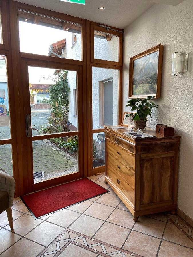 Hotel Bett & Fruehstueck Riedstadt Екстер'єр фото